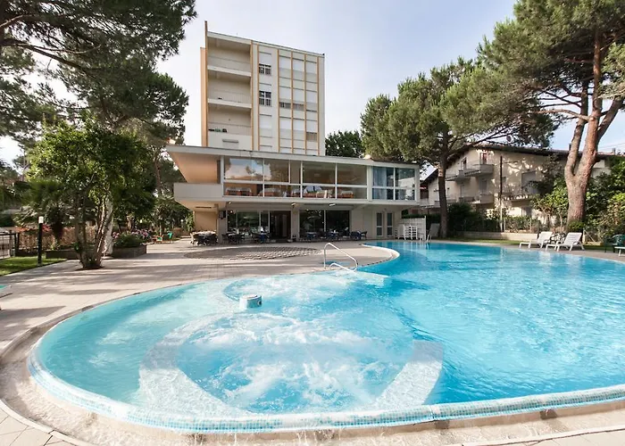 فندق Ambasciatori Terme ميلانو ماريتيما