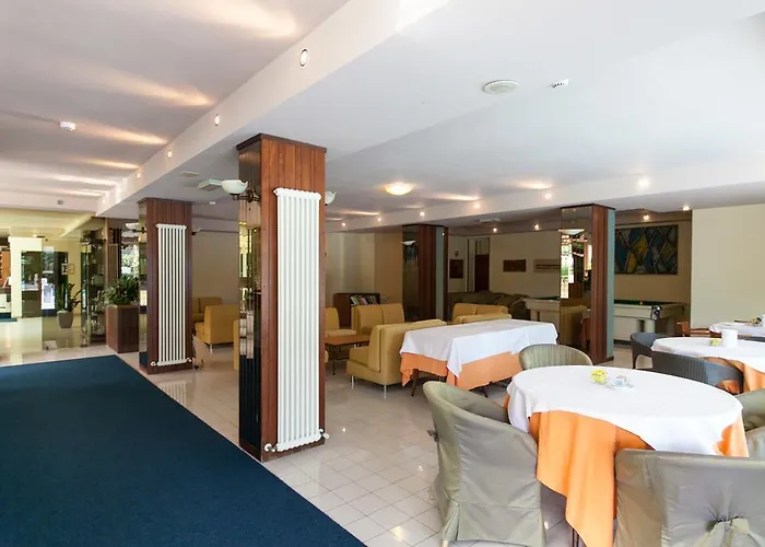 Ambasciatori Terme فندق