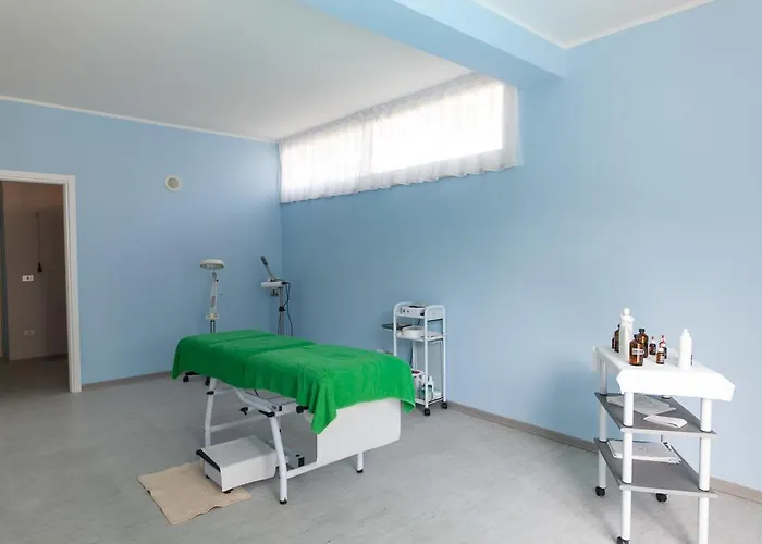 Ambasciatori Terme فندق