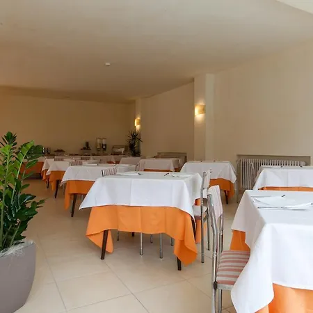 酒店 Ambasciatori Terme 米兰马瑞提那