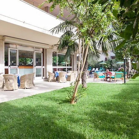 Ambasciatori Terme Ξενοδοχείο 3*