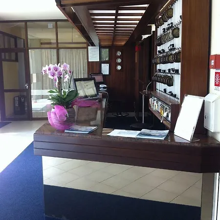Ambasciatori Terme 3* 米兰马瑞提那