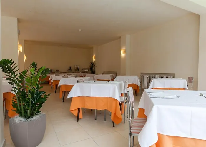 酒店 Ambasciatori Terme 米兰马瑞提那