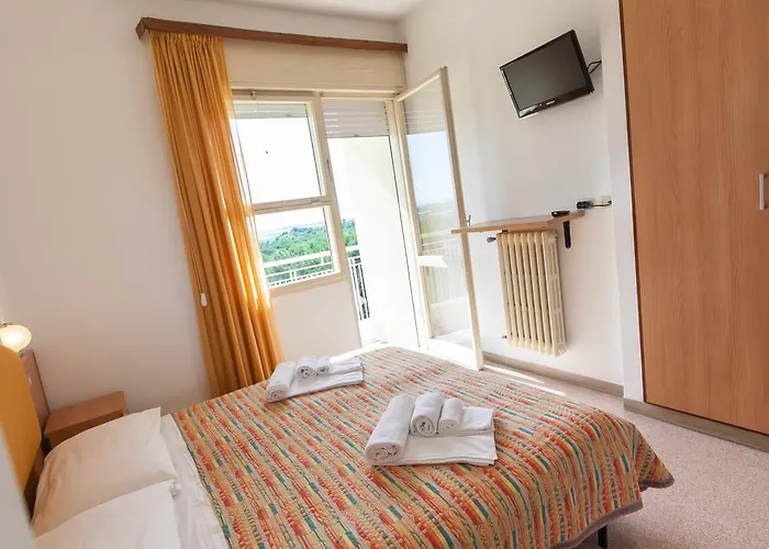 酒店 Ambasciatori Terme 米兰马瑞提那