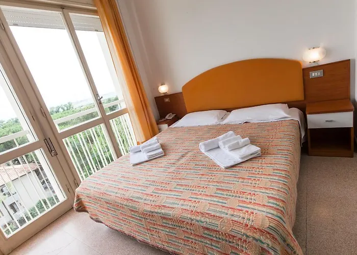 酒店 Ambasciatori Terme 米兰马瑞提那