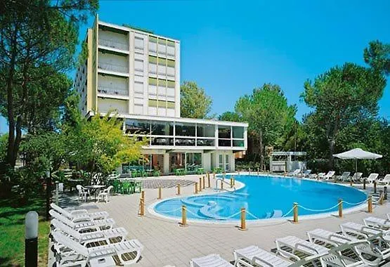 酒店 Ambasciatori Terme 米兰马瑞提那